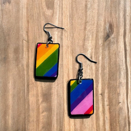 Rectangle with diagonal stripes in the colors of the rainbow