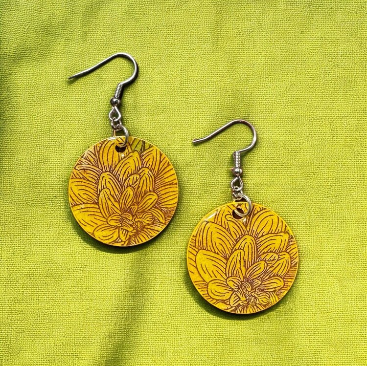 golden yellow flower earrings coated in resin